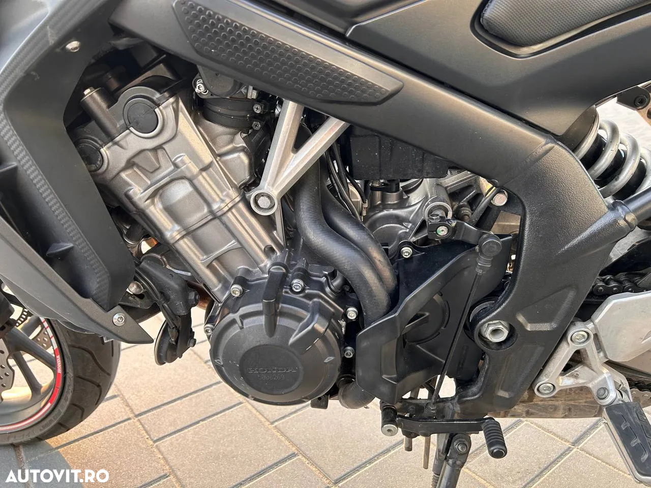 Honda CB 650R - 5