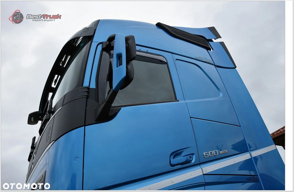 Volvo FH500 | BOGATE WYPOSAŻENIE  |  I-SAVE |  STANDARD |  ZBIORNIKI 1260 L |  FULL LED  |  I-PARK COOL - 17