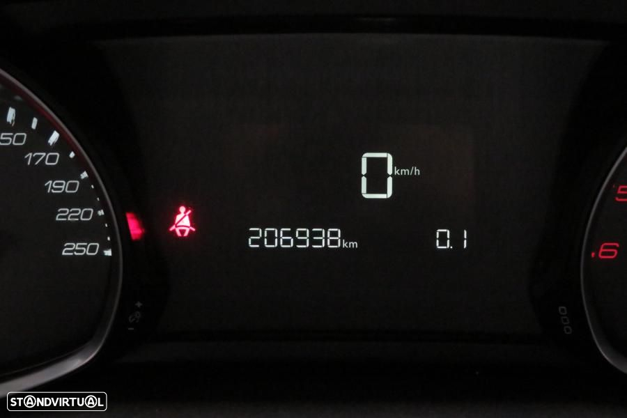 Peugeot 308 1.5 BlueHDi Style - 29