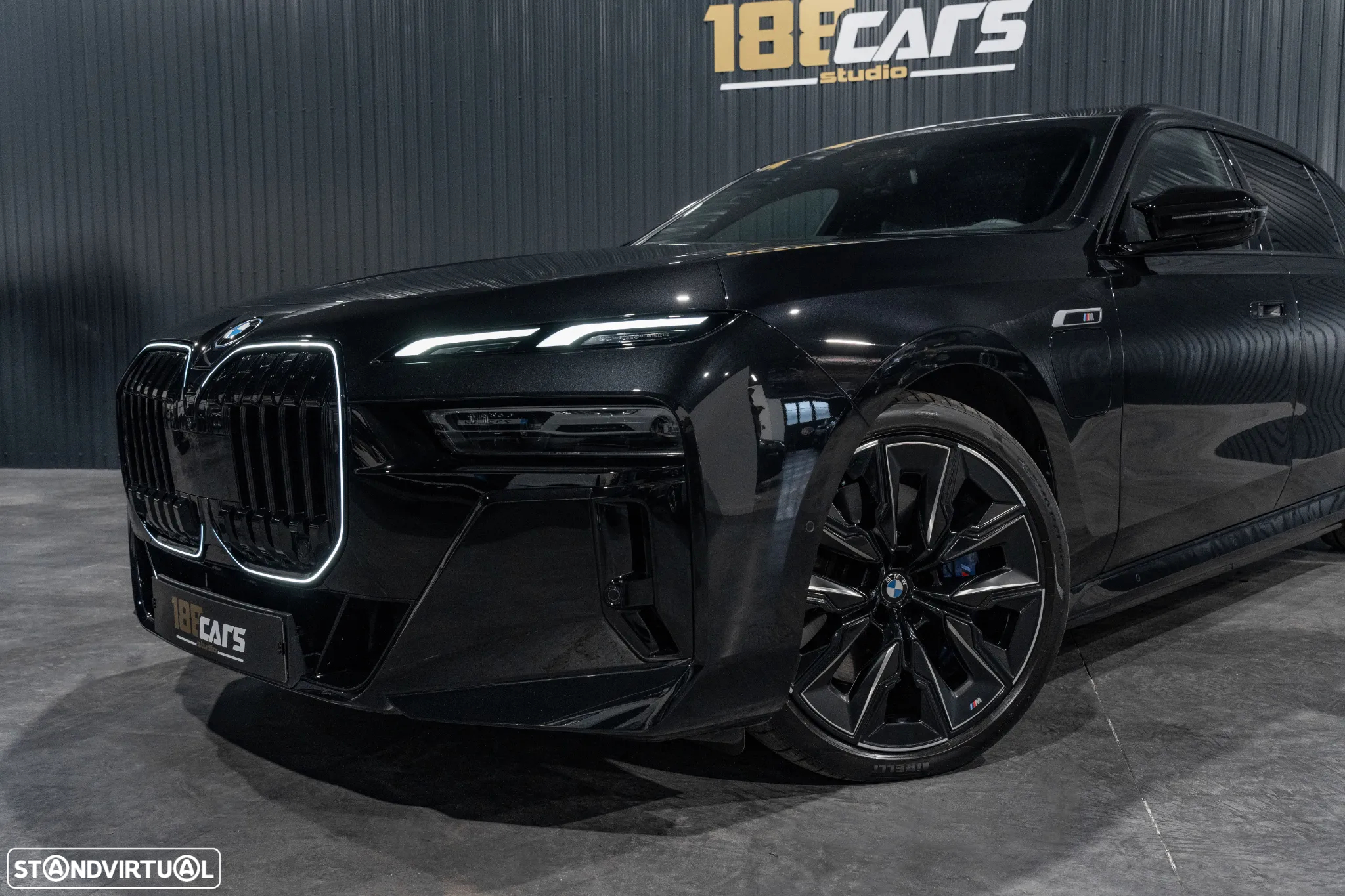 BMW 750 750e xDrive Pack Desportivo M - 42
