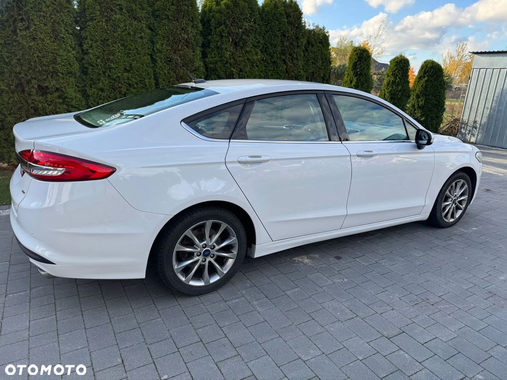 Ford Fusion - 19