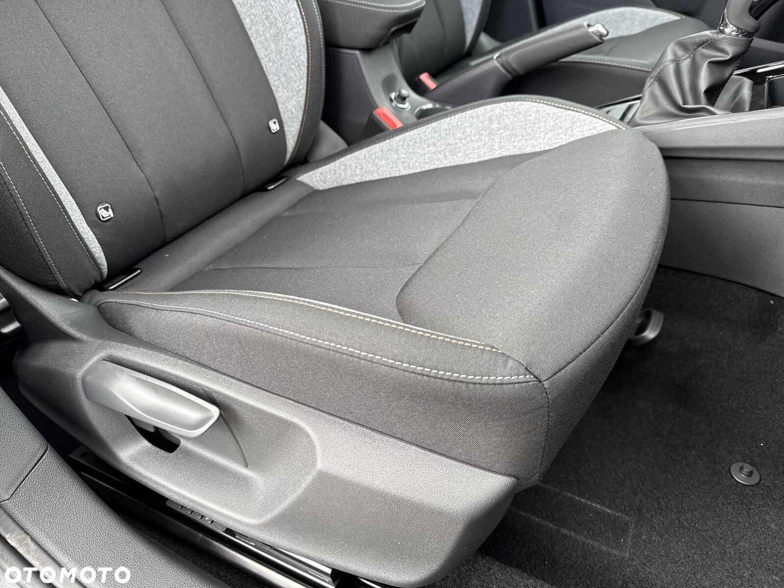 Skoda Scala 1.0 TSI Selection DSG - 25