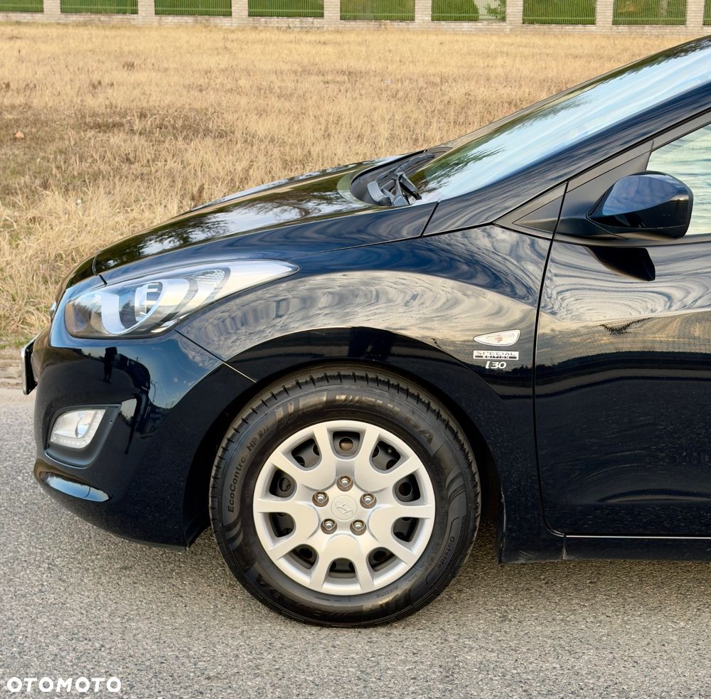 Hyundai i30 1.4 Fifa World Cup Edition - 34