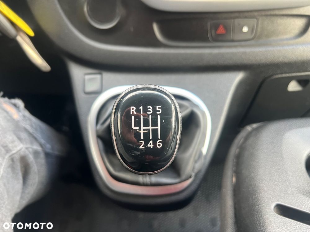 Renault Trafic - 34