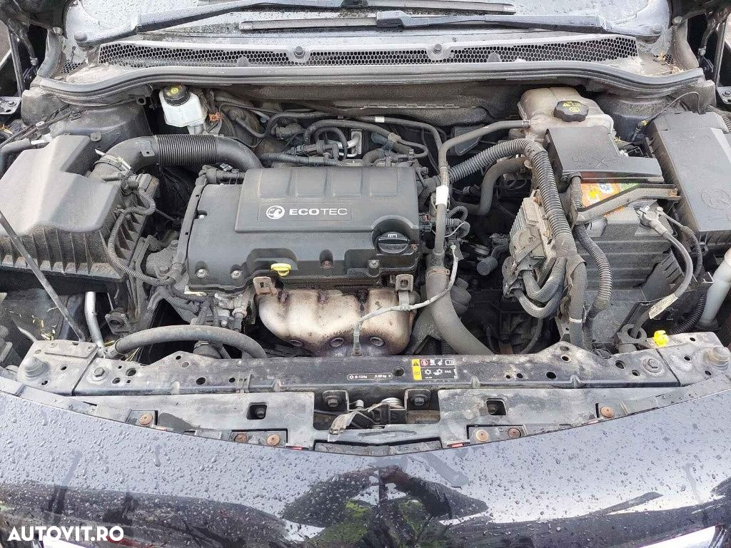 Usa dreapta spate Opel Astra J 2011 HATCHBACK 1.4i A14XER - 10