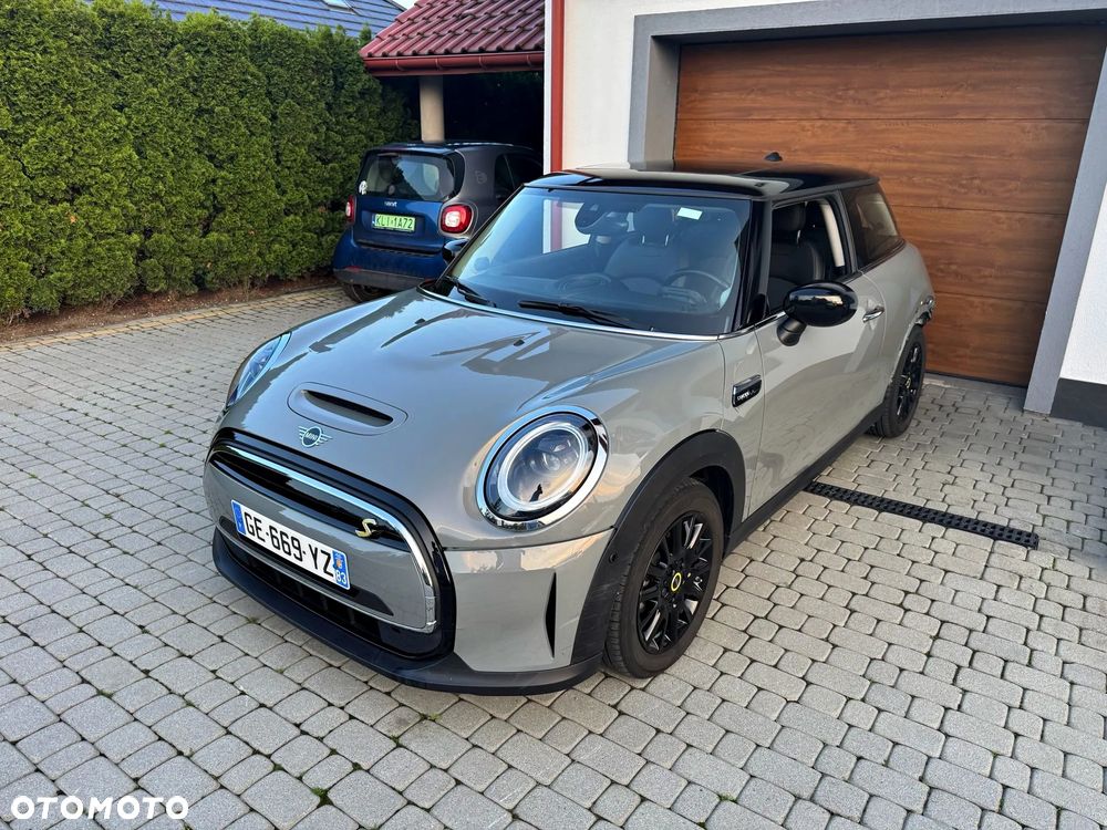MINI Cooper SE Trim XL - 2