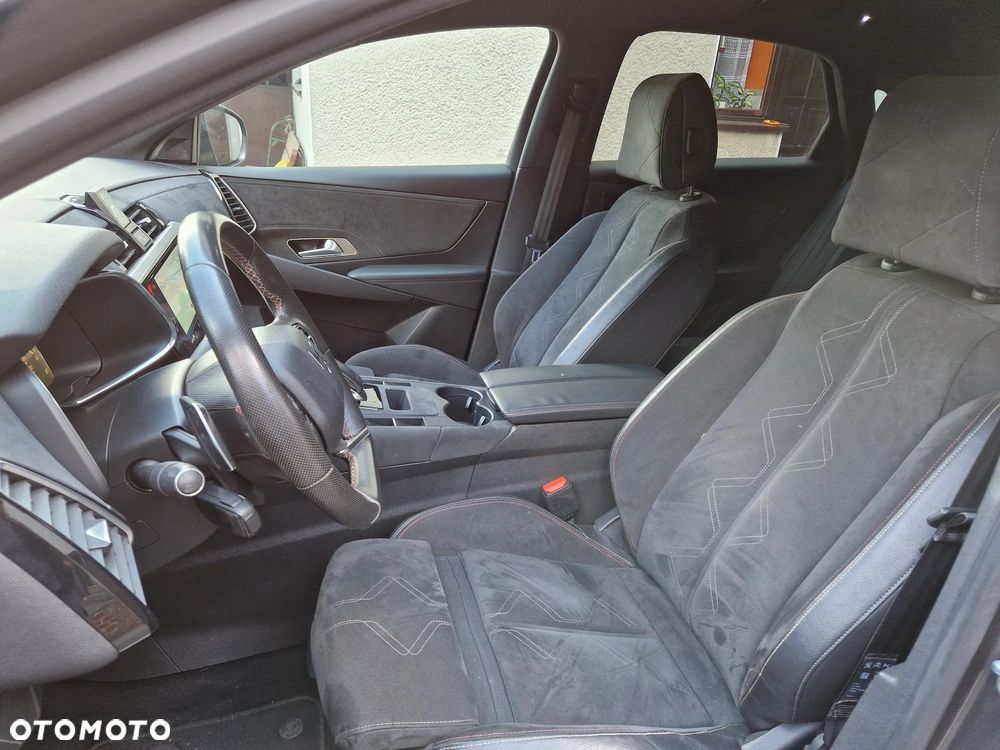 DS Automobiles DS 7 Crossback 1.6 PureTech Performance Line + - 31