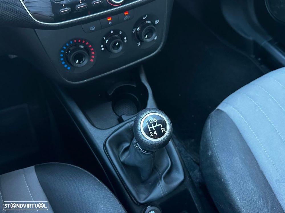 Fiat Punto 1.2 Easy S&S — fotografia 8