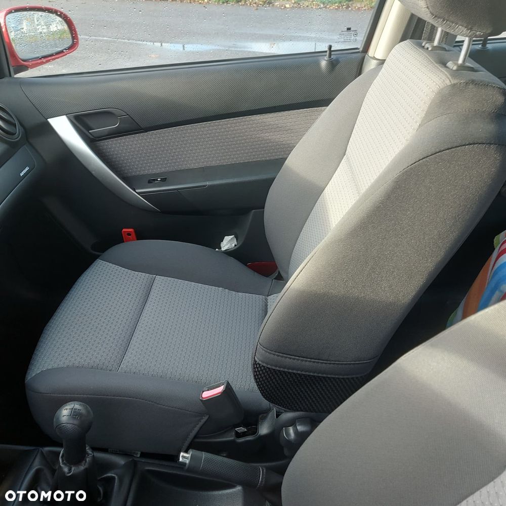 Chevrolet Aveo - 19