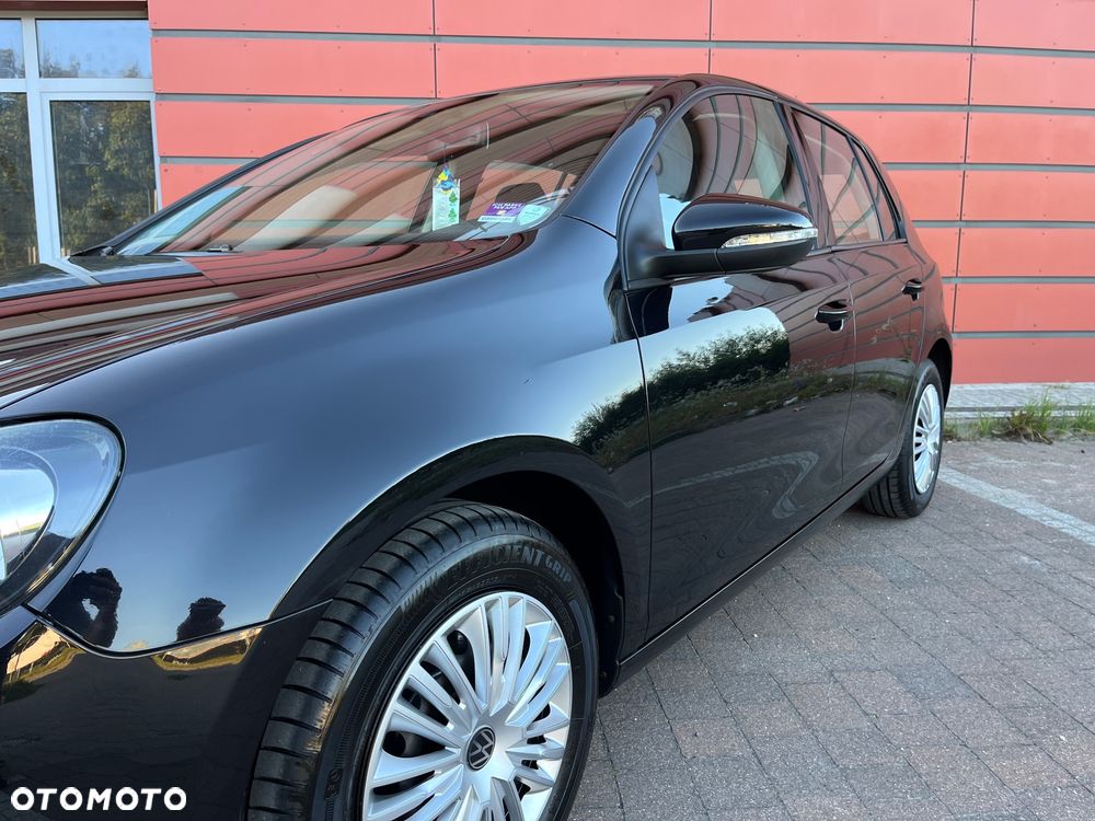 Volkswagen Golf - 23