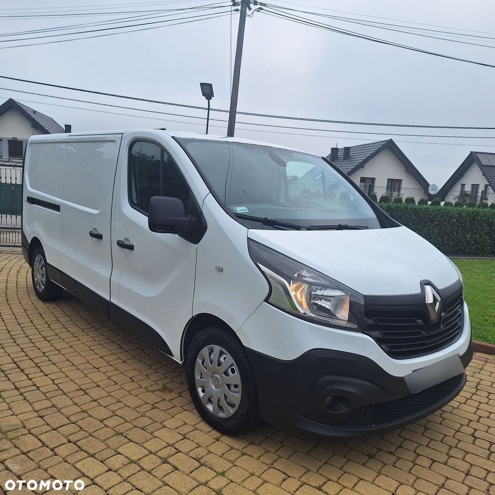 Renault TRAFIC - 1