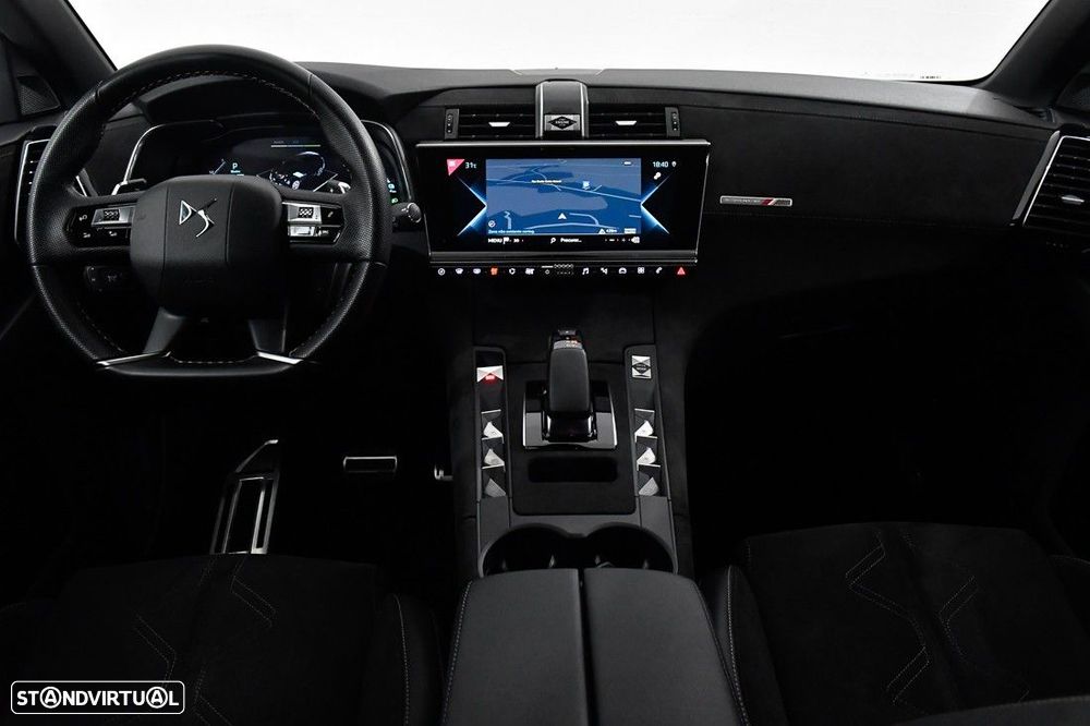 DS DS7 Crossback - 3