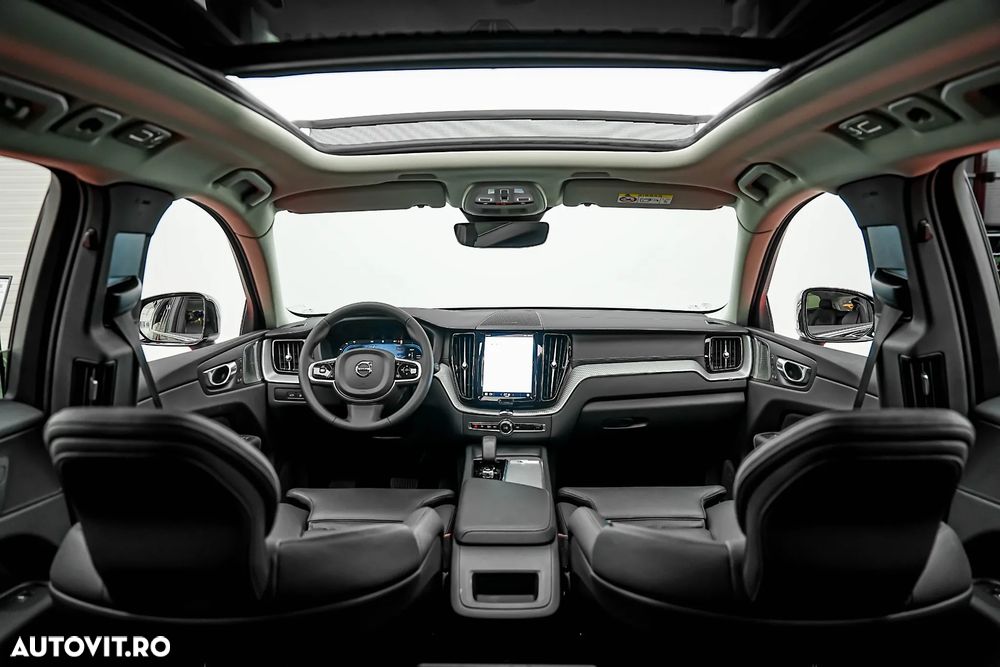 Volvo XC 60 T6 AWD Plus Dark - 2