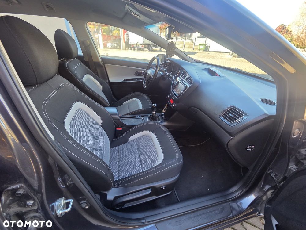 Kia Ceed 1.6 CRDi Business Line - 22