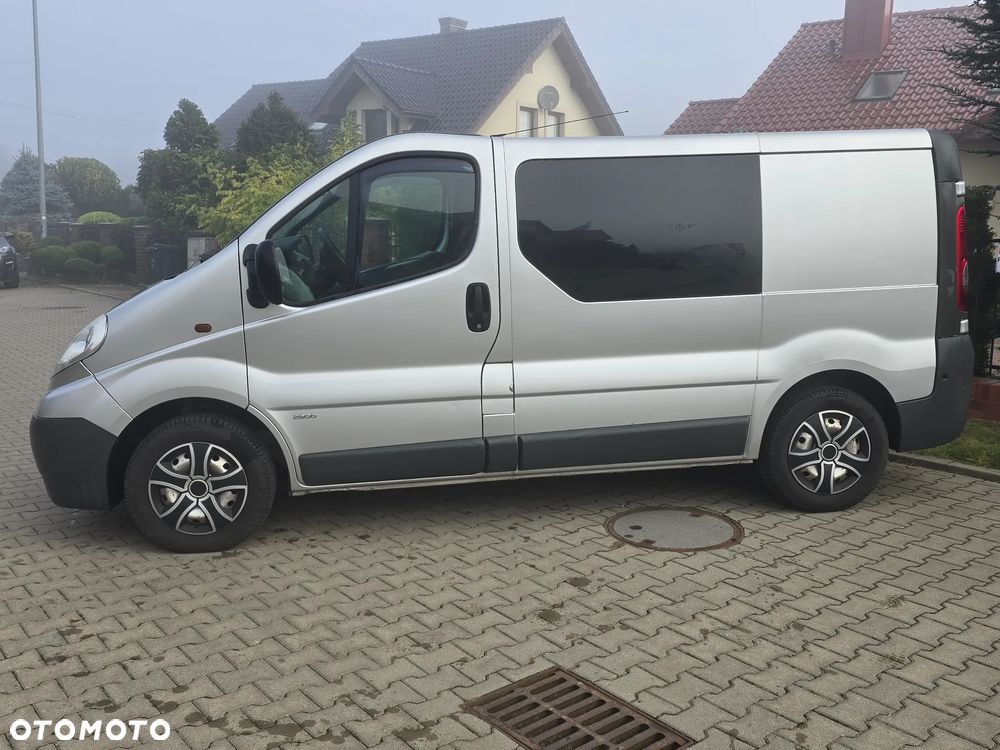 Opel Vivaro - 4