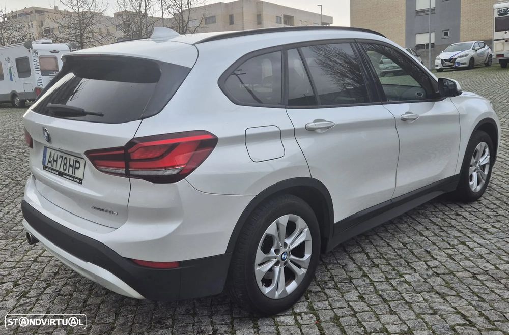 BMW X1 25 e xDrive Corporate Edition - 5