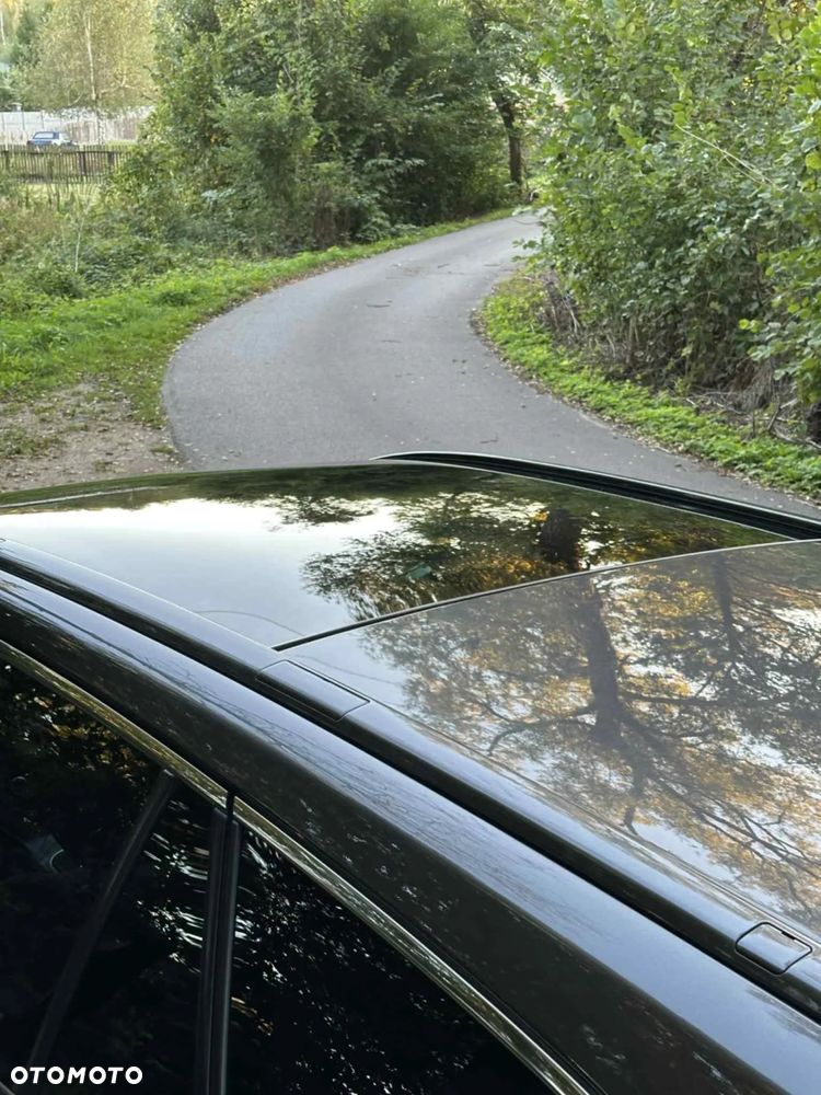 Toyota Avensis Touring Sports 1.8 Executive - 14