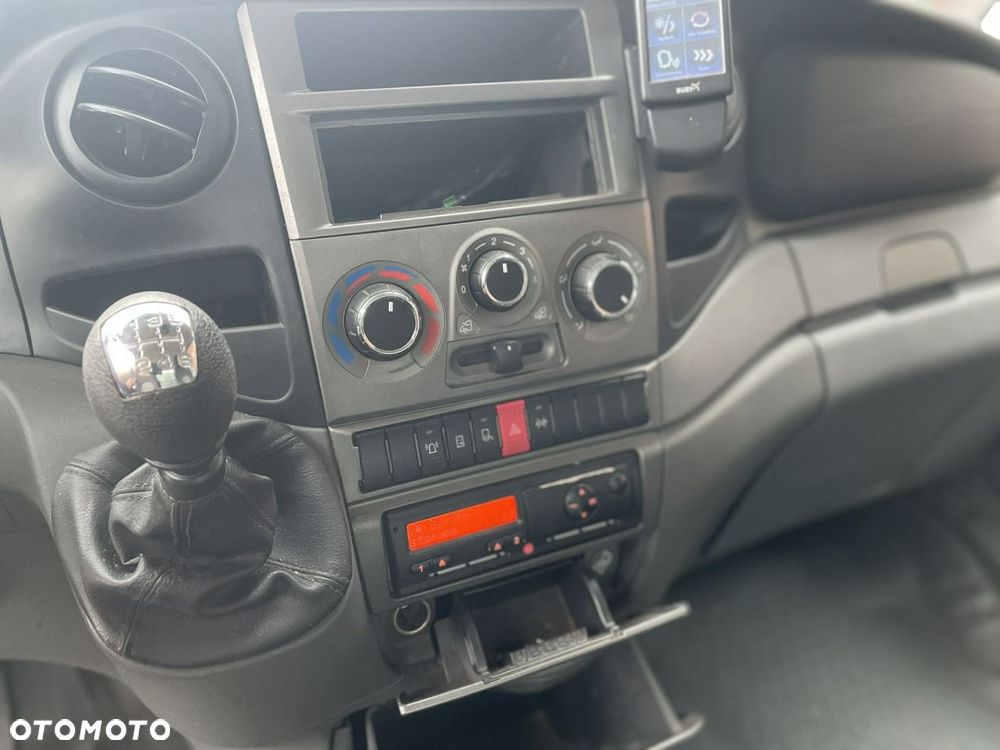 Iveco 70C15 Wywrotka 3-strony Kontener Śmieciarka 6-osób 2013 - 20