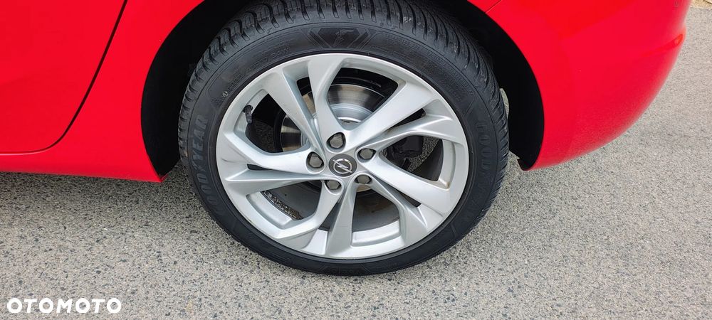 Opel Astra 1.4 Turbo Dynamic - 19