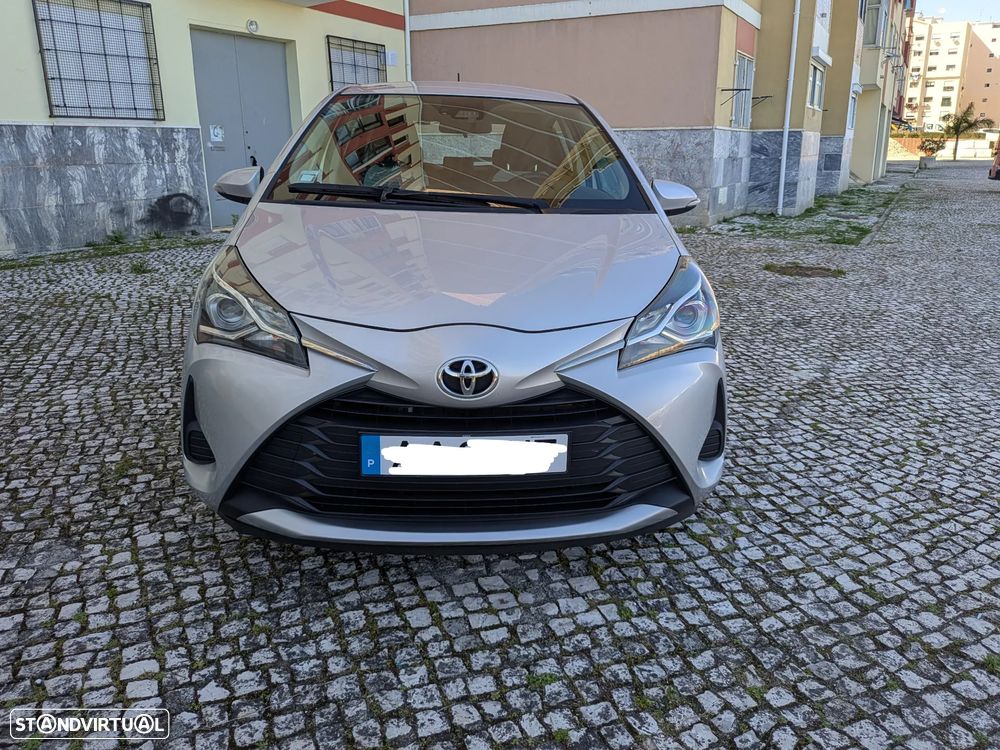 Toyota Yaris 1.0 VVT-i Exclusive - 2
