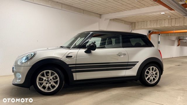 MINI Cooper Standard - 8