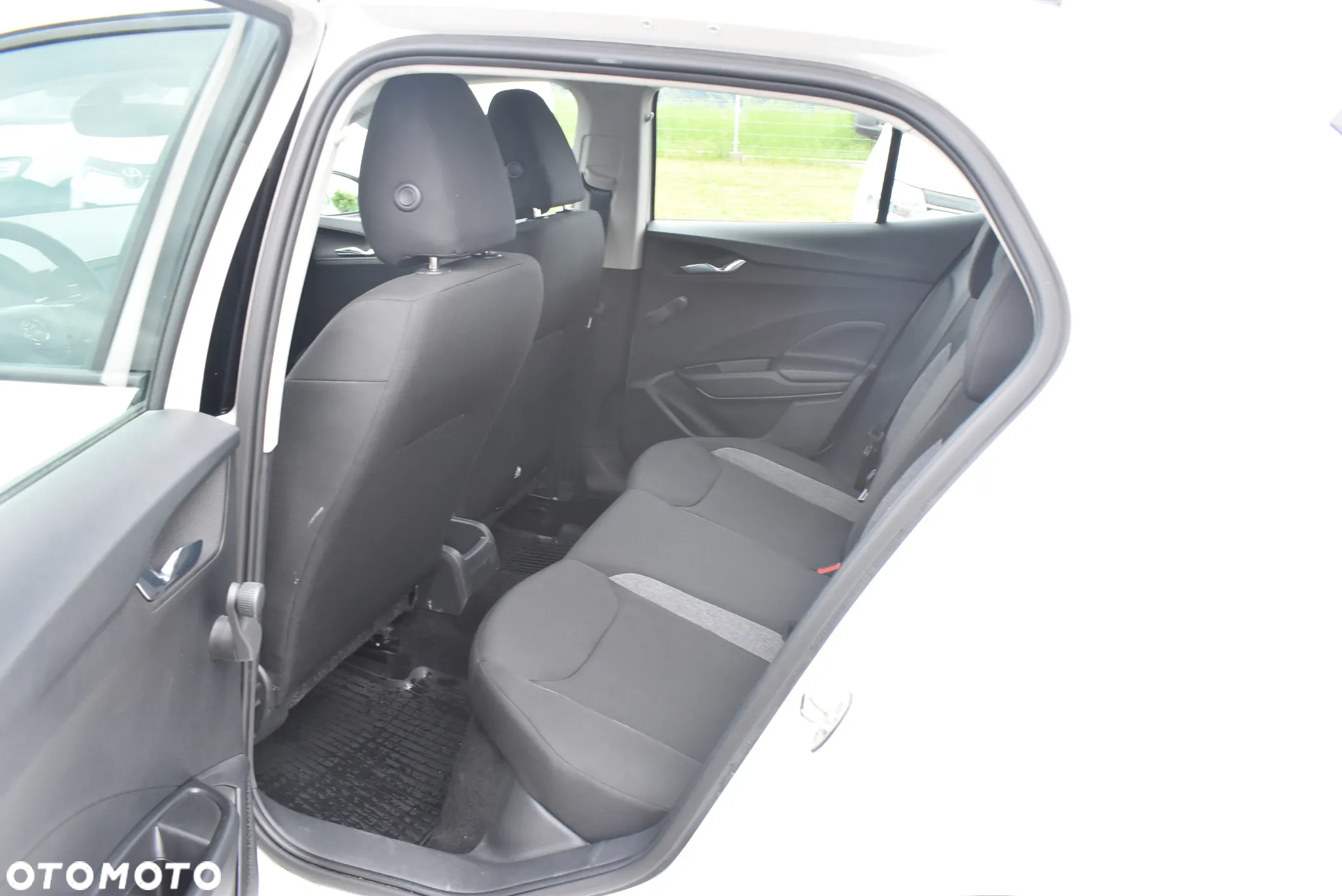 Skoda Fabia 1.0 Active - 12