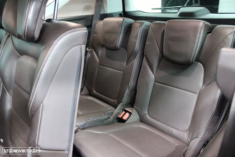 Renault Espace 1.6 dCi Initiale Paris EDC — fotografia 9