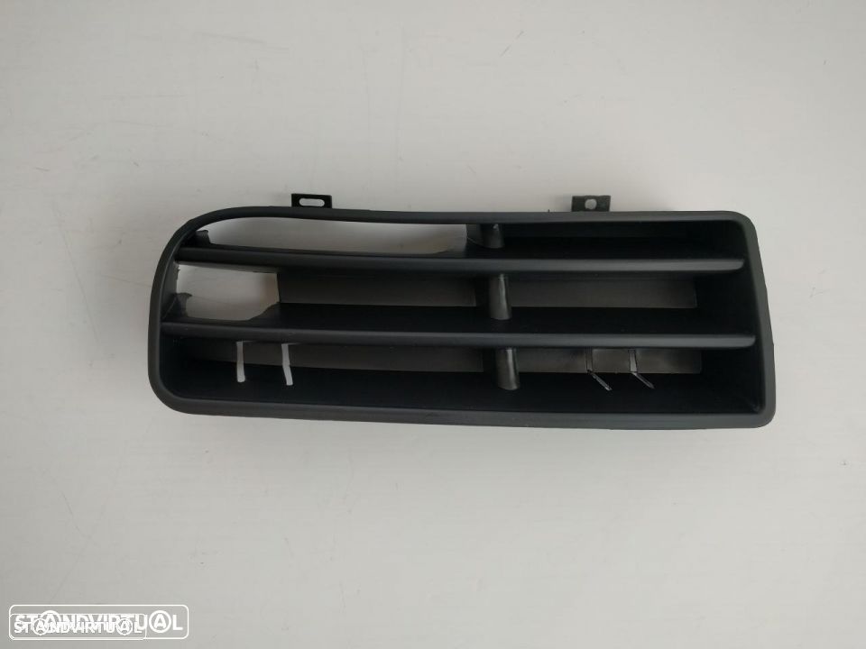 grelhas para choques frente vw golf IV 1997 a 2003 (novo) - 2