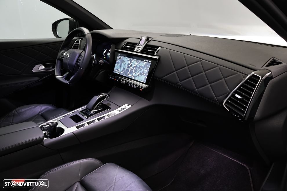 DS DS7 4x4 300 Rivoli - 22