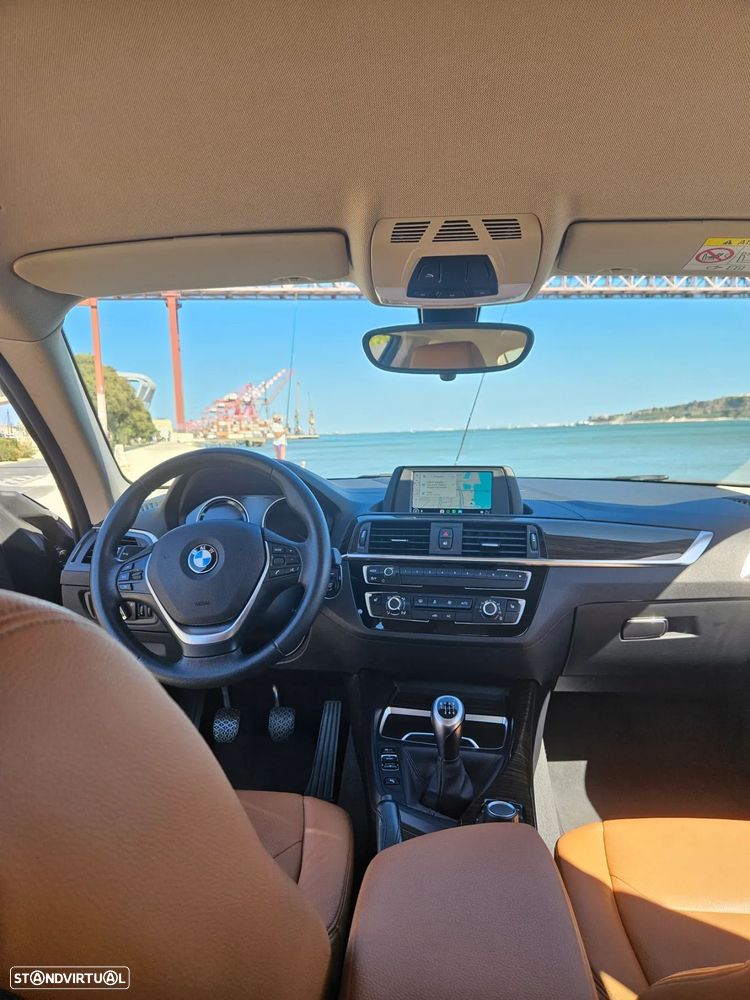 BMW 218 i Luxury Line - 21