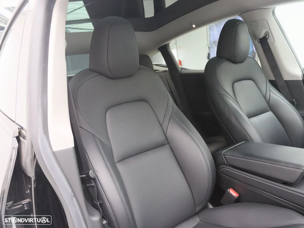 Tesla Model Y RWD - 6