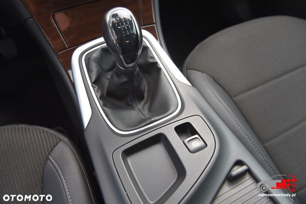 Opel Insignia - 30