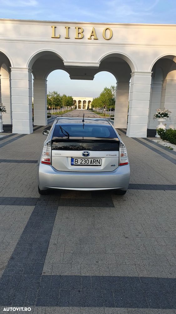 Toyota Prius - 18