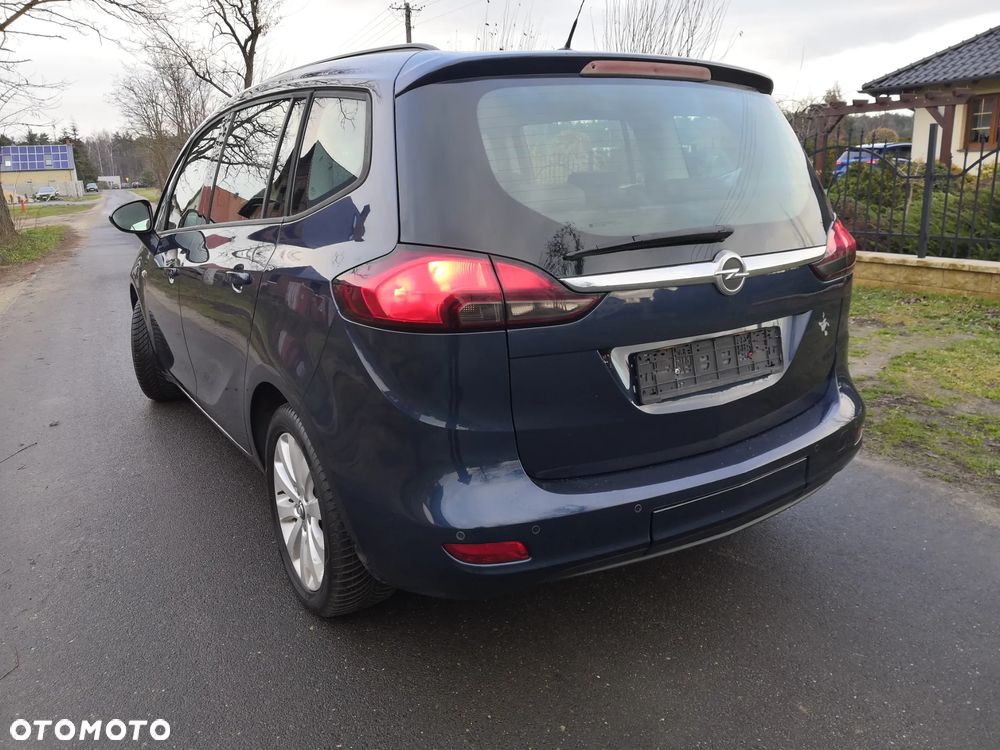 Opel Zafira - 8