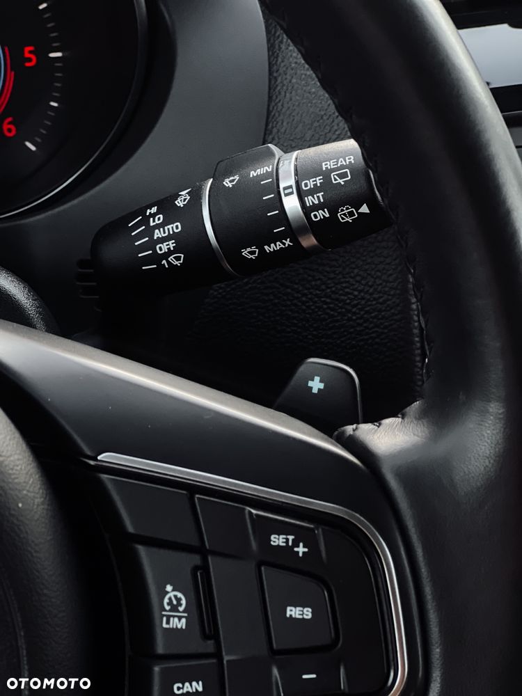 Jaguar F-Pace 2.0 i4D AWD Pure - 25