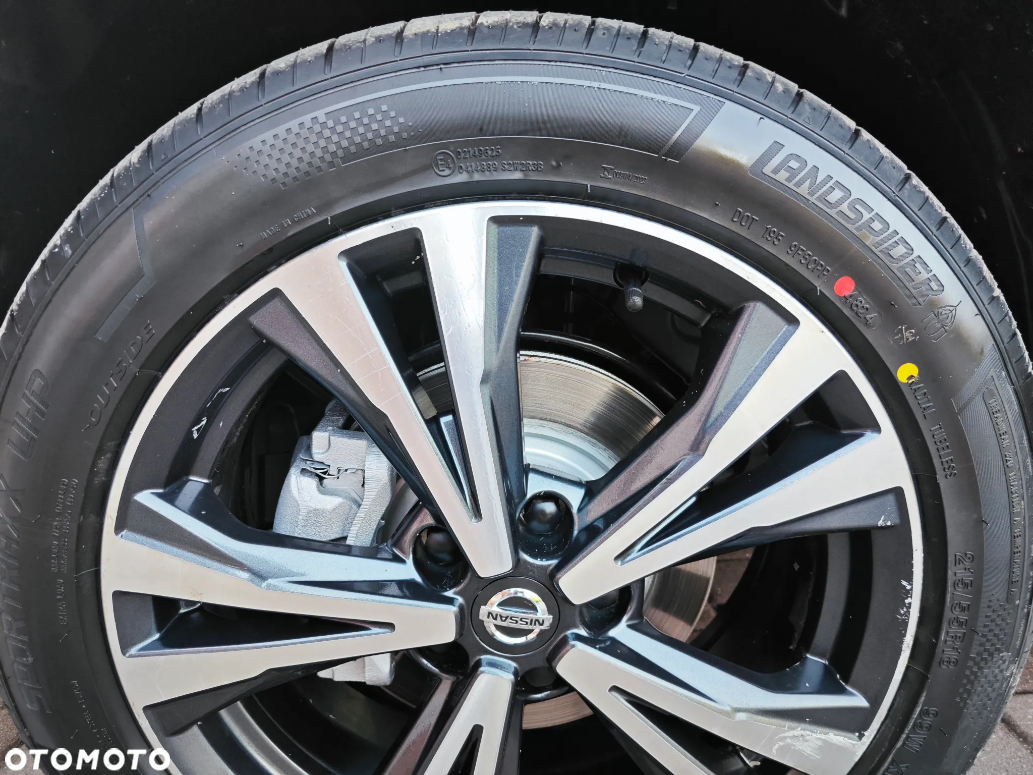 Nissan Qashqai 1.6 DCi 4x4 N-Connecta EU6 - 27