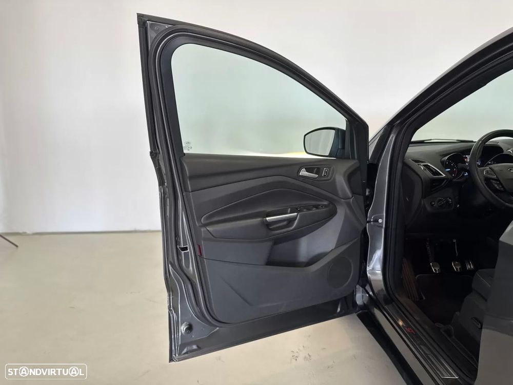 Ford Kuga 1.5 TDCi ST-Line Limited Edition - 14