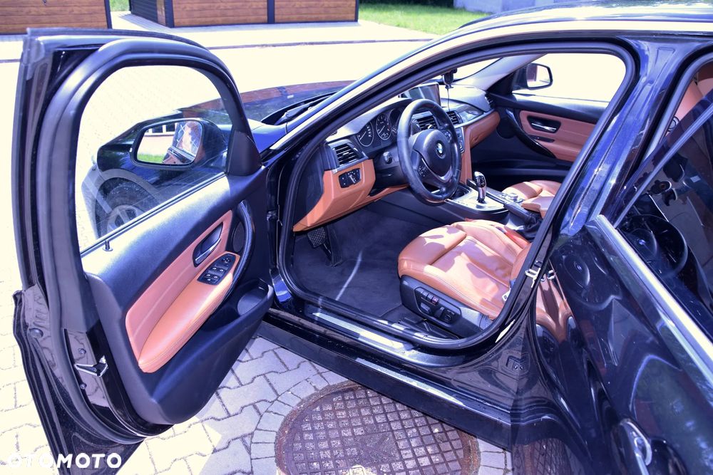 BMW Seria 3 320d Efficient Dynamic Edition Luxury Line - 21