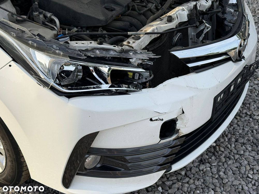 Toyota Corolla 1.6 Active - 6