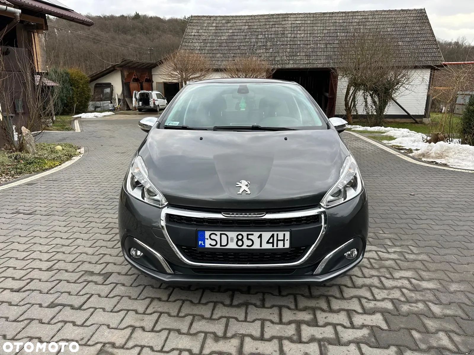 Peugeot 208 1.2 PureTech GPF Signature S&S - 1