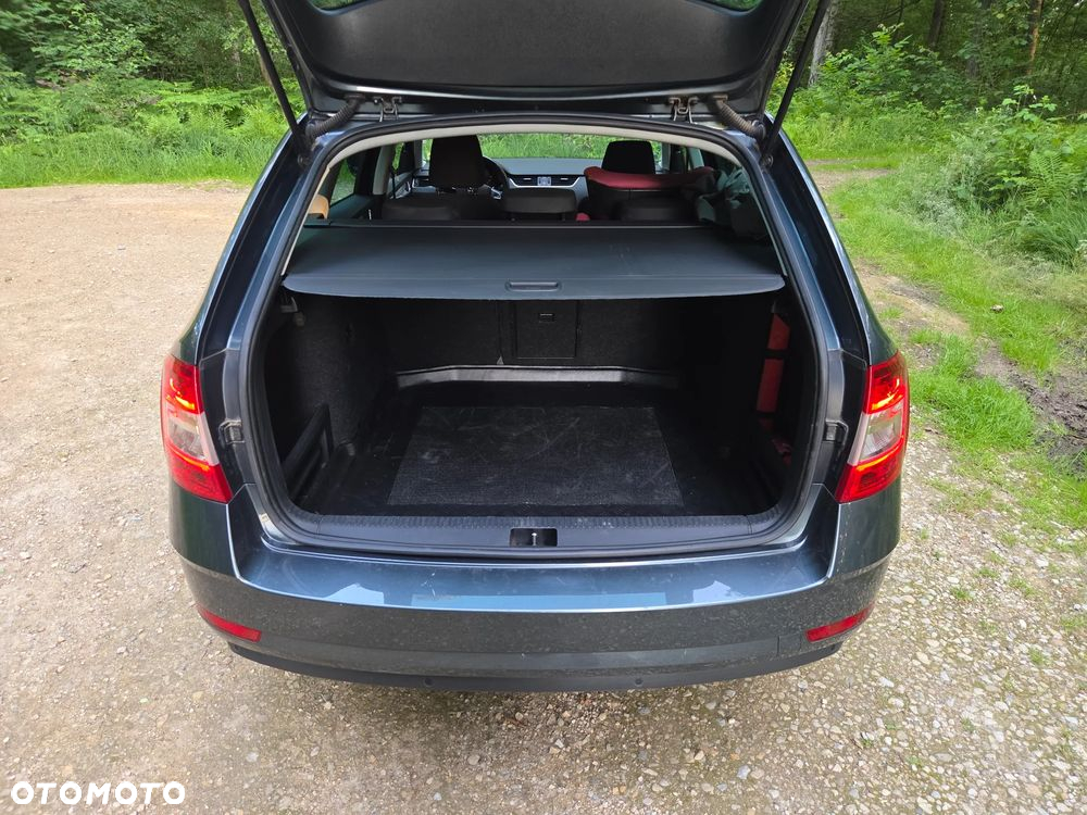 Skoda Octavia 1.6 TDI Ambition - 8