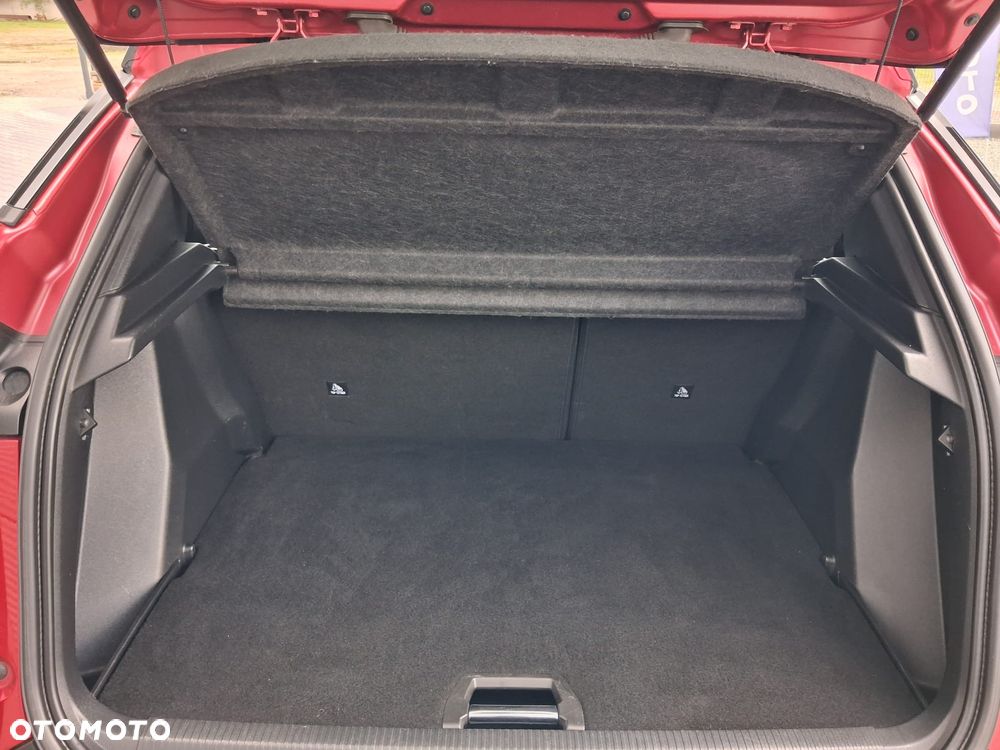 Peugeot 2008 PureTech 130 GT Pack - 23