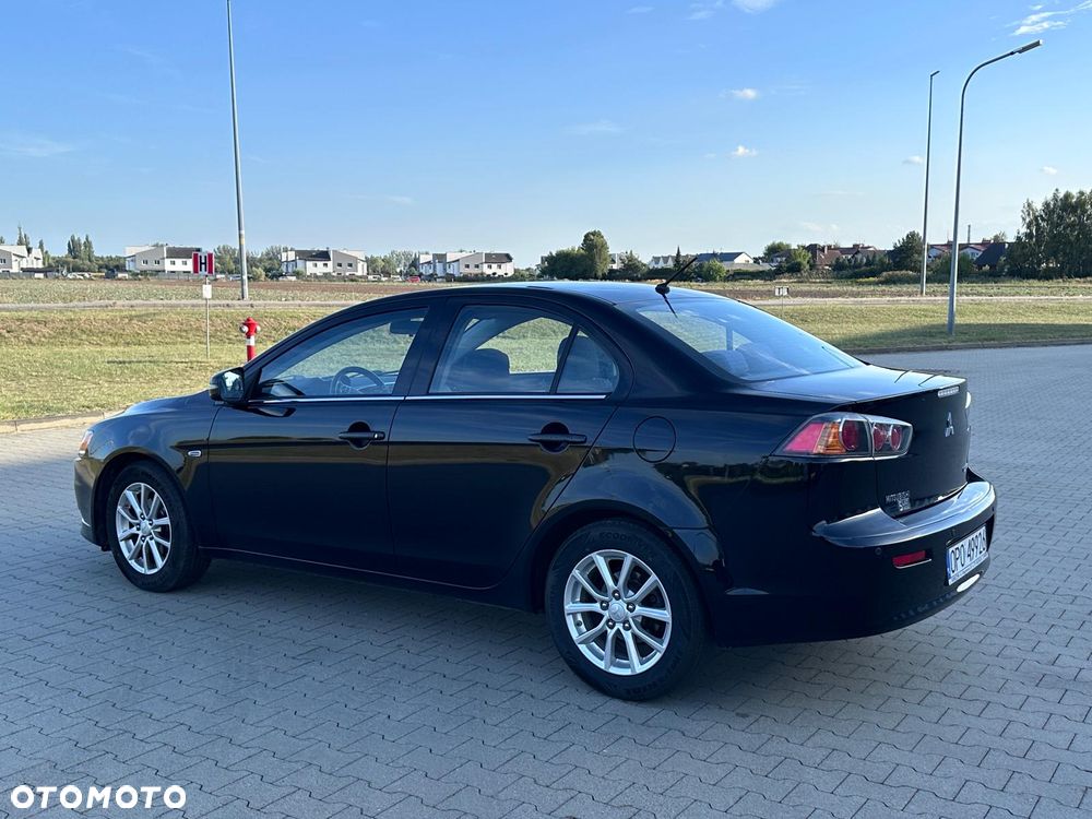 Mitsubishi Lancer 1.6 Invite - 10