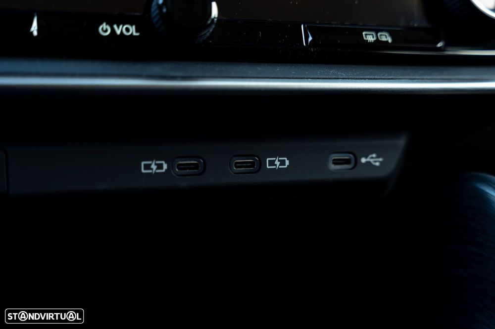 Lexus RZ 300e Premium - 22