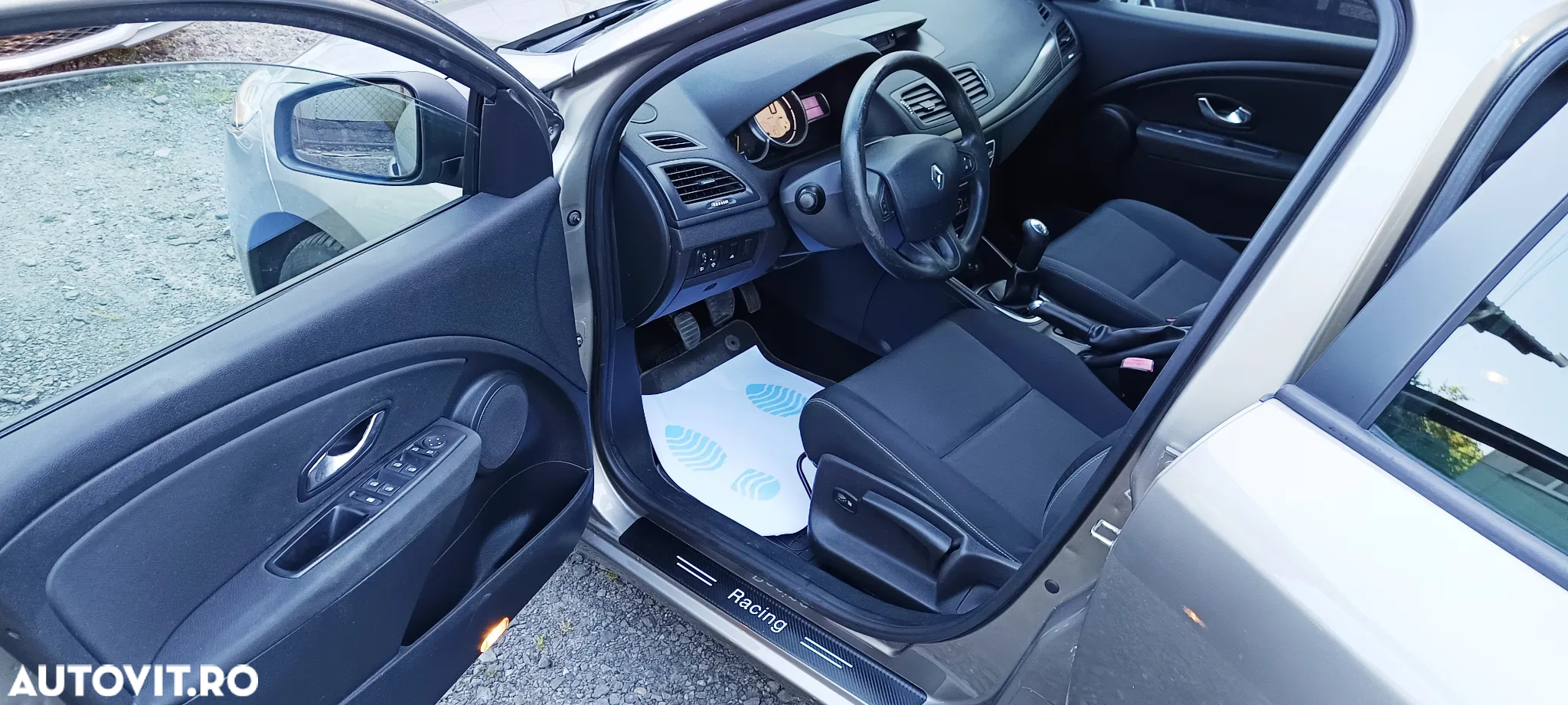 Renault Megane ENERGY dCi 90 EXPERIENCE - 5