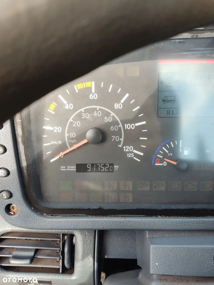 Mercedes-Benz Unimog - 8