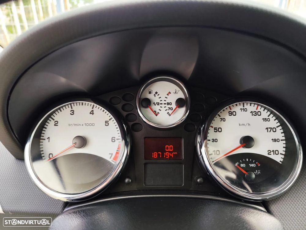 Peugeot 207 1.4 16V Sport - 10