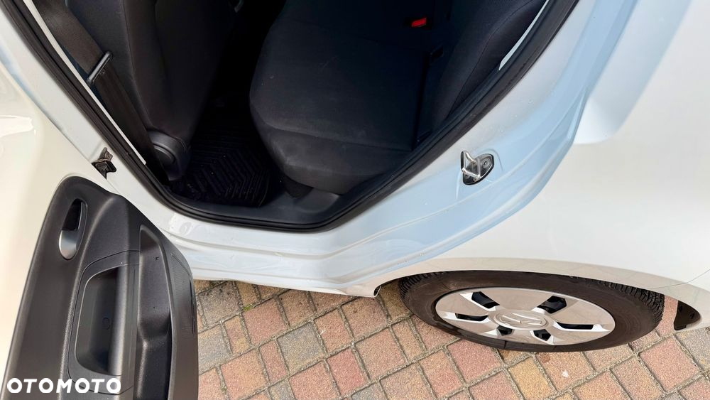 Volkswagen up! 1.0 move - 17