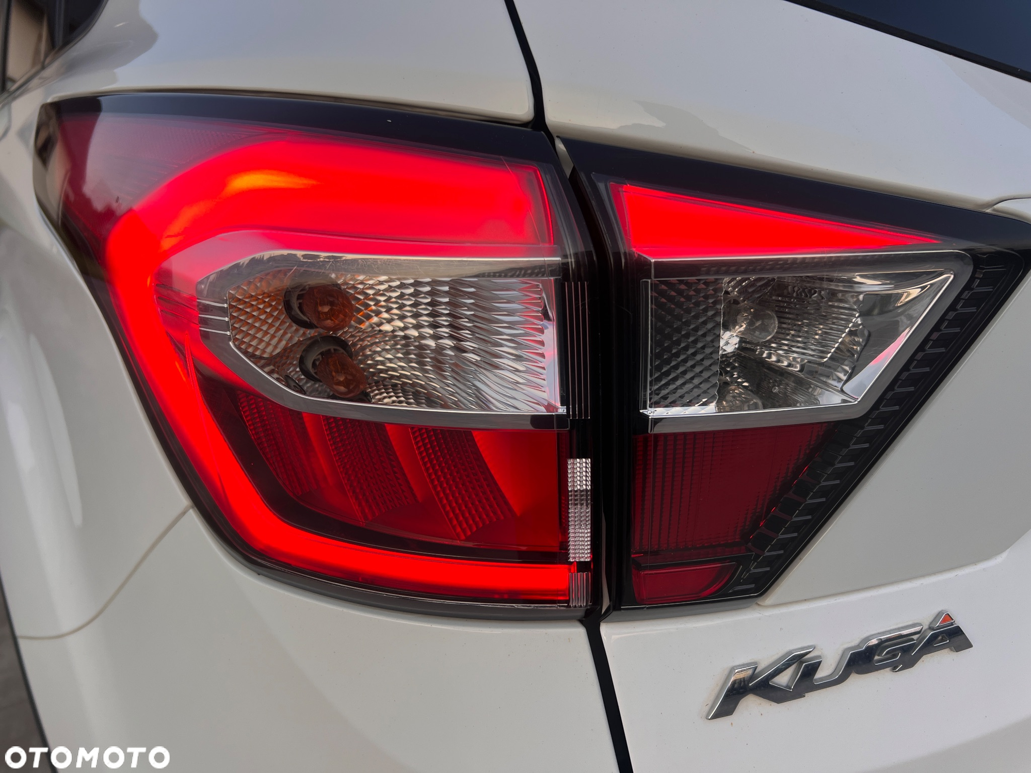 Ford Kuga 2.0 TDCi 4x4 Cool & Connect - 22