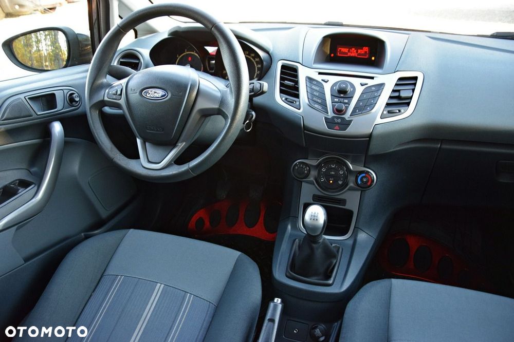 Ford Fiesta 1.4 Silver X - 36